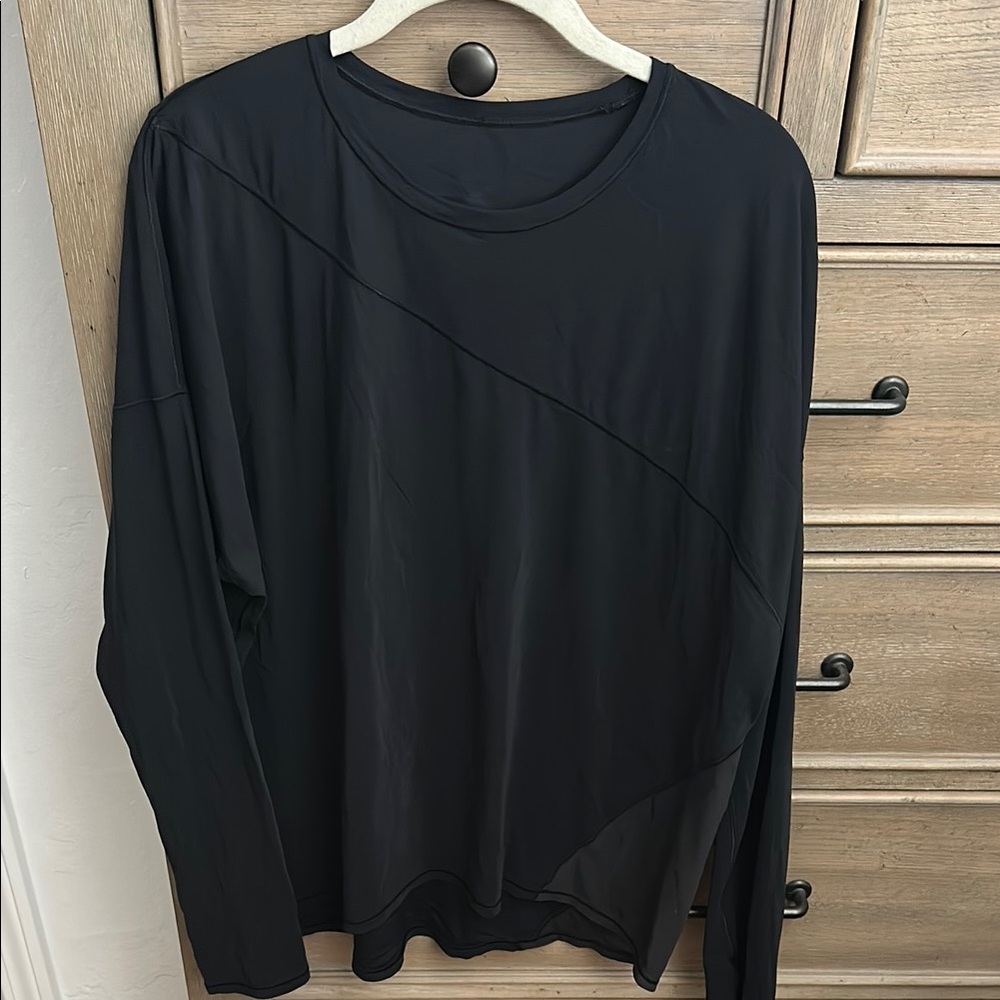 lululemon athletica Black Long Sleeve Top